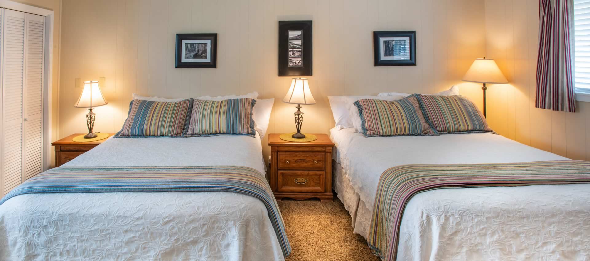 redwood suites ADA bedroom with 2 queen beds